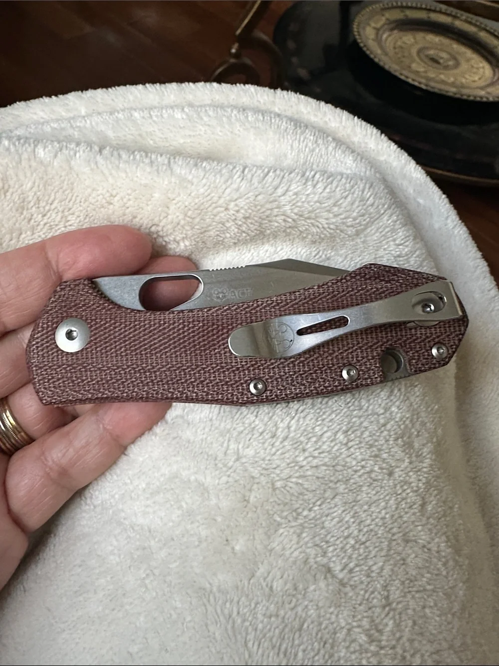 GiantMouse ACE Atelier Red Canvas Folding Knife